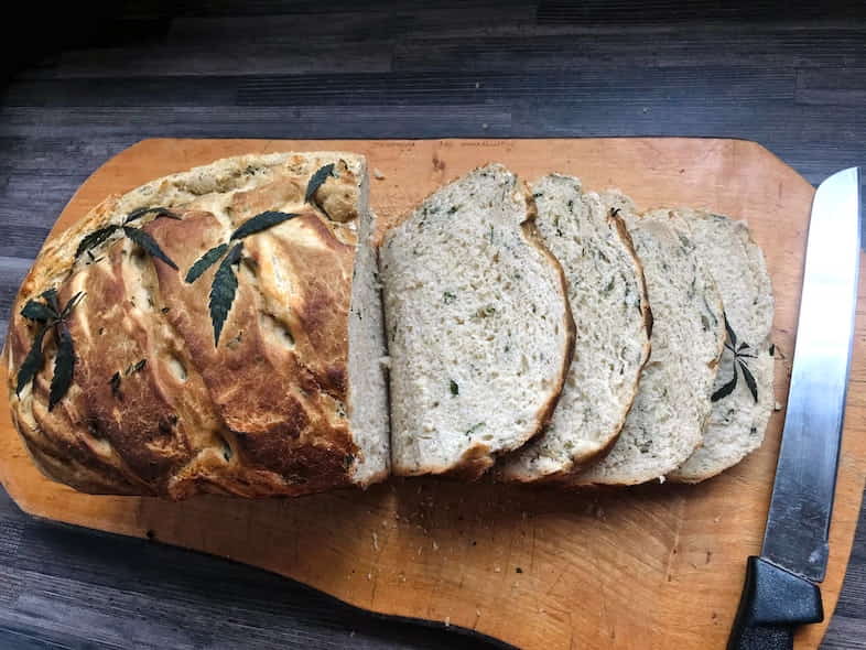 Pane con farina di canapa